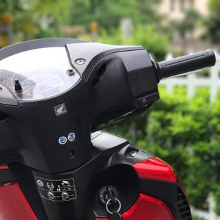 Bán Sh150i màu đỏ xe zin máy móc êm ru đầu cuối 2012