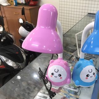 đèn học để bàn
