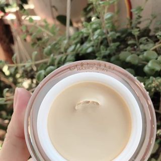 KEM FACE PHÁP A Giúp da bạn hồng hào, trắng mịn Se khít lỗ chân lông Mờ vết thâm Trị mụn cám, mụn dưới da