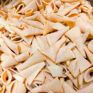 Bánh Nón ( Bánh Chóp ) - Siêu Ngon - 1 Kg ( Vị Mặn & Giòn )