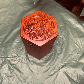 Hộp trà lục giác trạm hoa phượng