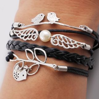 Vòng tay da nhiều tầng mấy chục kiểu luôn