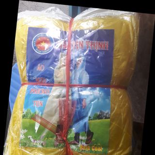 Thùng 50 cái áo mưa phương tiện