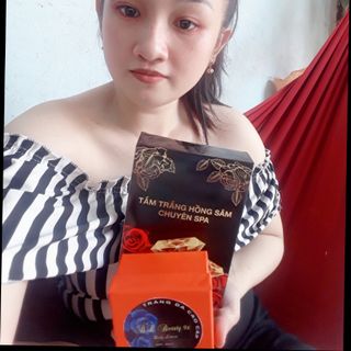 Kem body và tấm trắng hồng sâm sỉ theo set cũng có nhà mn. Cần ib e tư vấn nha