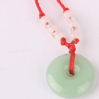 Dây chuyền phong thủy mặt đá rất nhiều mẫu. Giá sỉ 10k bao gồm dây và mặt. mẫu rất đẹp nha 10k sỉ