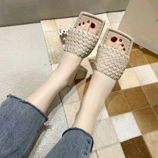 Dép bệt ngang đan bảng to from bụi