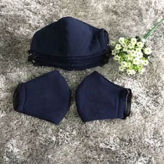 Khẩu trang vải đen
