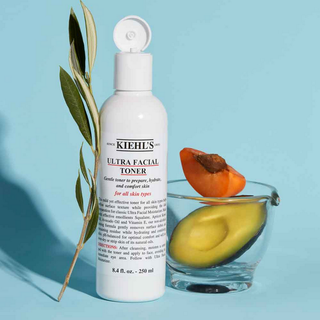 Nước hoa hồng Kiehl’s Ultra Facial Toner 250ml