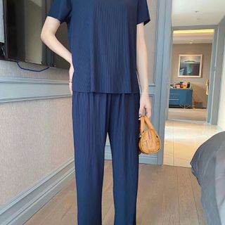 Set dài Modol tà lệch ống suông