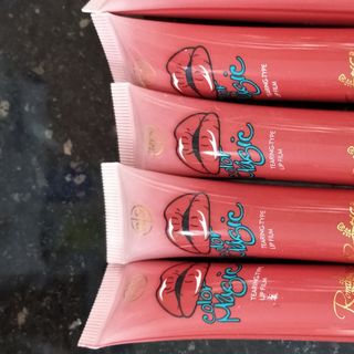 Son xăm magic màu đỏ