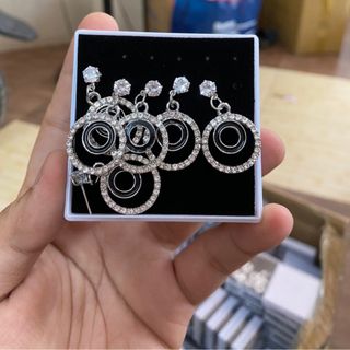 Bông tai quảng châu giá sỉ