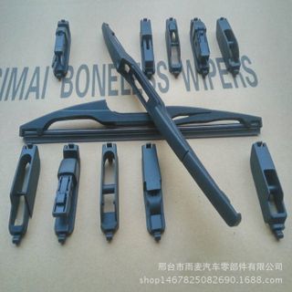 Gạt mưa sau móc đa năng các dòng xe