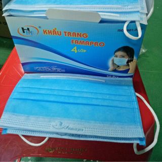 Khẩu trang 4 lớp khử khuẩn .