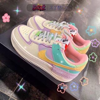 Sneaker màu sắc siêu nhẹ