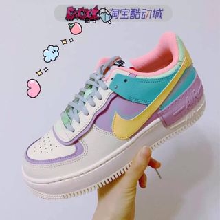 Sneaker màu sắc siêu nhẹ