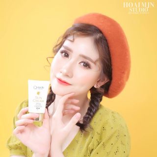 KEM KHÁNG NẮNG LÍ HOÁ QUEENIE SKIN