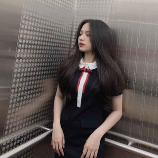 Váy xanh than cổ tròn