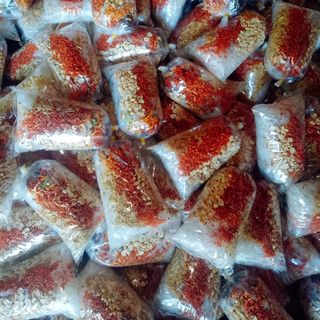 Bánh tráng trộn khô gà khô bò