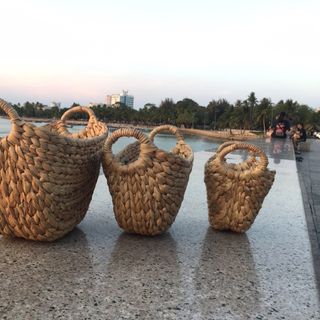 GIỎ, SỌT BÈO TÂY DÁNG THUYỀN