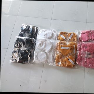 Khẩu trang vải poly 2 da siêu mịn, siêu êm mang thoải mái cả ngày.