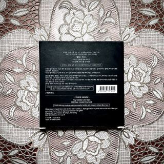 Bảng phấn mắt 9 màu kèm gương Tiny Twinkle Color Eyes