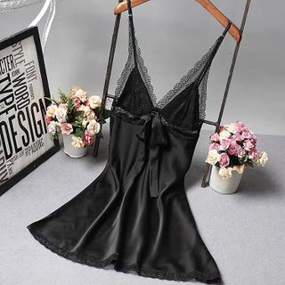 váy ngủ lụa nơ .Gồm 4 màu y hình.phom lớn 60kg đổ lại.sỉ