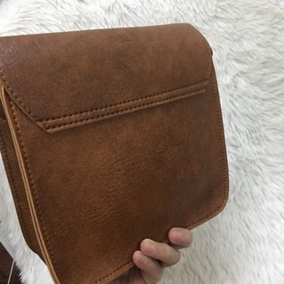 Túi đeo chéo nữ da Vintage