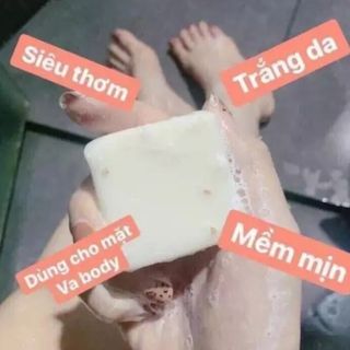 Xà phòng tắm trắng cám gạo