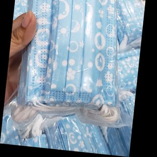 Khẩu trang y tế 3 lớp kháng khuẩn loại dày in họa tiết