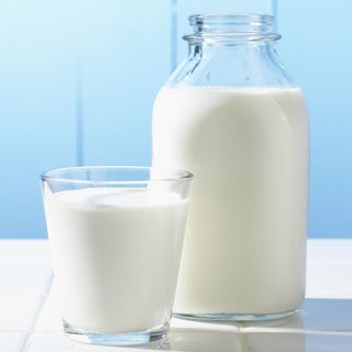 SỮA BÒ TƯƠI NGUYÊN CHẤT 100%