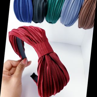 Cài tóc nhấn eo