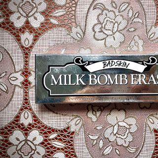 Sữa rửa mặt Bad Skin Milk Bomb Eraser