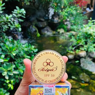 Kem dưỡng trắng da Feiya nhân sâm đỏ 50gr ( Chống nhăn , Chống lão hóa , Nâng cơ ..)
