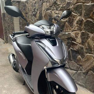 Cửa Hàng Xe Anh Thiên Cần Thanh Lý Gấp Vài Chiếc SH150i, 300i Xe Nhập Đăng Ký Chính Chủ