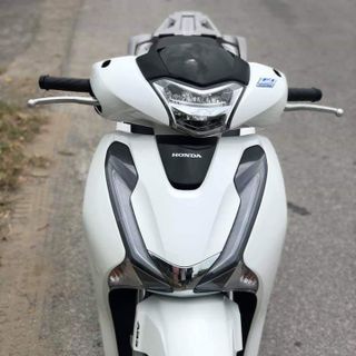 Cửa Hàng Xe Anh Thiên Cần Thanh Lý Gấp Vài Chiếc SH150i, 300i Xe Chính Chủ
