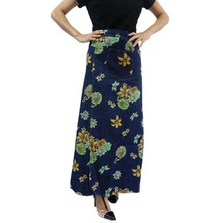 Váy Chống Nắng Xẻ Tà Chất Liệu Jean Họa Tiết