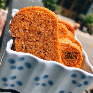 Bánh Mì Sấy Thái Lan - Vị Tỏi & Tiêu