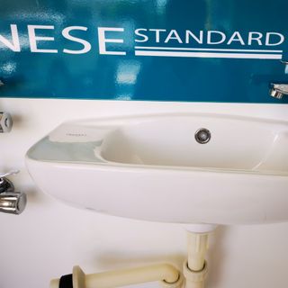 Chậu rửa mặt siêu nhỏ (lavabo nhỏ)