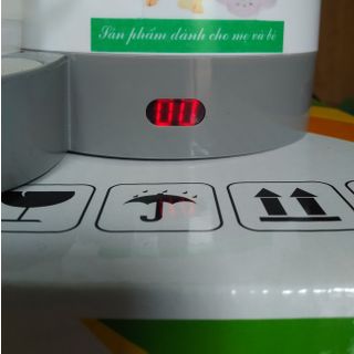 Máy pha sữa bột cho bé