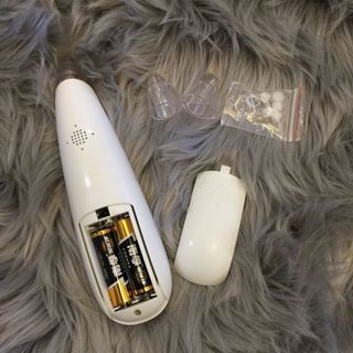 Máy hút mụn đầu đen