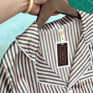 BỘ NGỦ LỤA SATIN _ BỘ PYJAMA GẤM LỤA HOẠ TIẾT