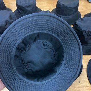 nón bucket đen trơn