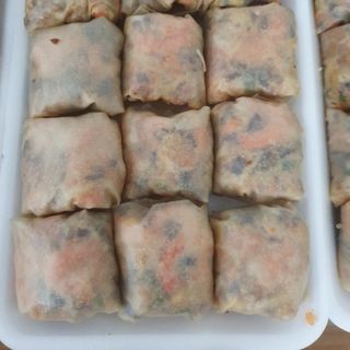 Nem vuông cua bể