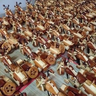 xe gỗ mỹ nghệ
