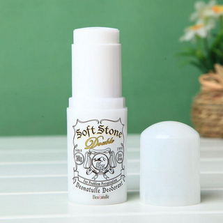 Lăn khử mùi đá khoáng Soft Stone Nhật Bản 20g