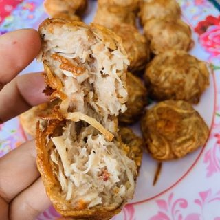 CHẢ CUA CUỘN KHOAI MÔN