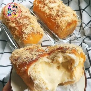 Bông lan phô mai tan chảy