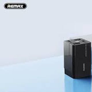 Củ sạc nhanh 4 cổng USB RP-U43