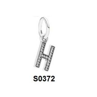Charm treo chữ H S0372