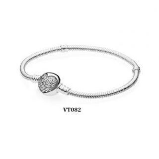 Vòng mềm cơ bản chốt tròn tim đá trắng Vt082